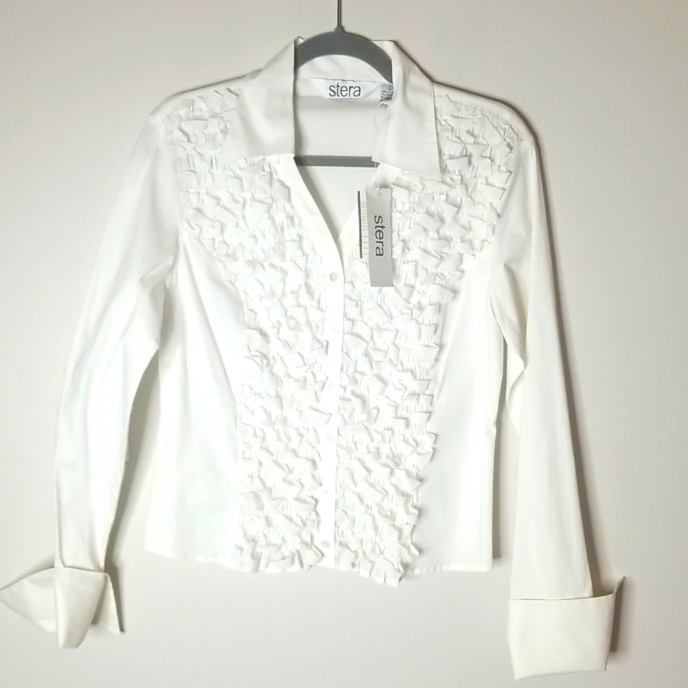 Womens Stera Cropped Ruffled blouse cuffed NWT